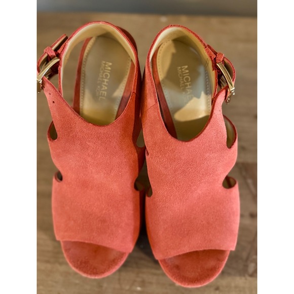 Michael Kors Coral Suede Platform Block Heel Sandals Women's Size 6M - Picture 3 of 7